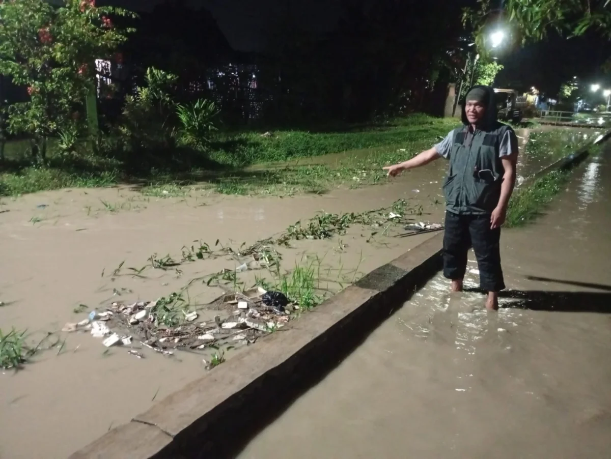 Banjir Kembali Rendam Desa Cibogo Cirebon, Kuwu Soroti Lambannya Normalisasi Irigasi